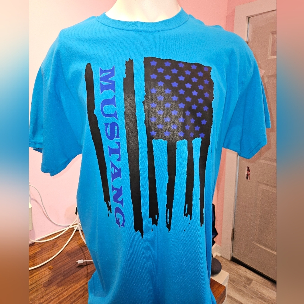 Blue graphic t shirt